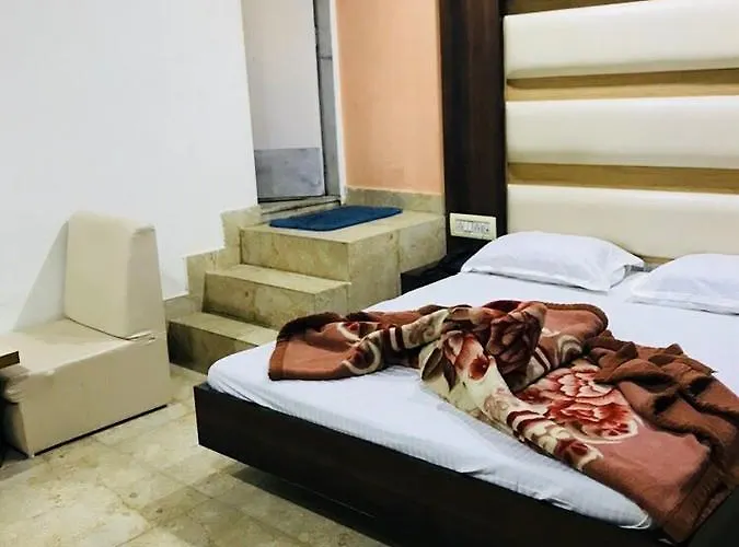 Natraj Hotel Mount Abu